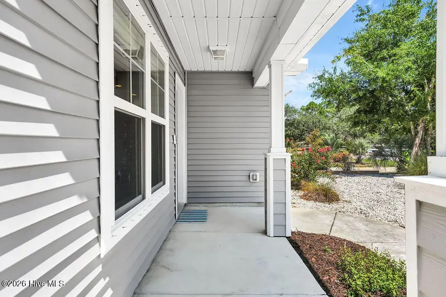 127 Ne 15th St, Oak Island, NC 28465 - #3