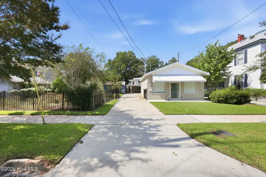 1307 North Pasteur Street, New Bern, NC 28560 - #2