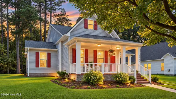 3706 Willow Run Drive, Greenville, NC 27858