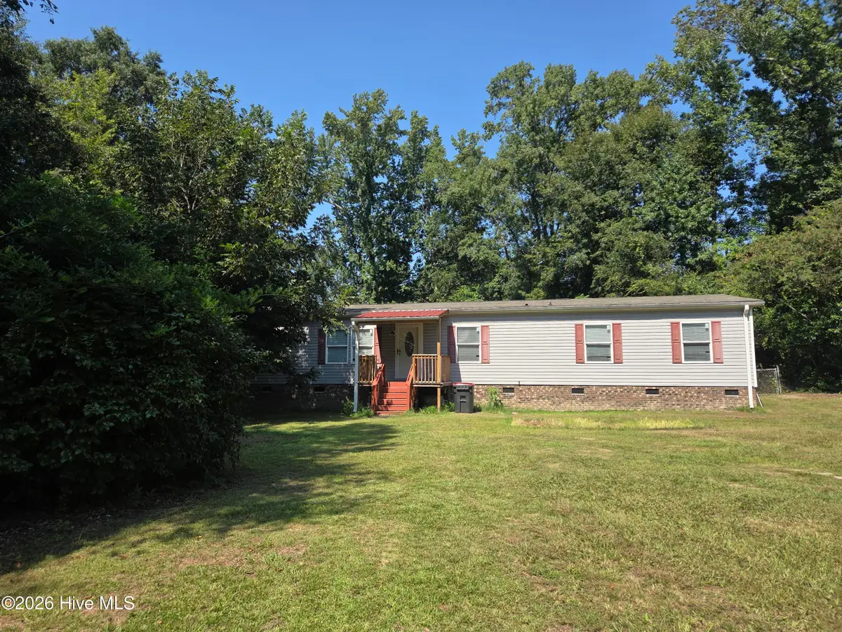 18060 Queen Road, Laurinburg, NC 28352 - #1