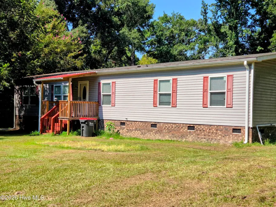 18060 Queen Road, Laurinburg, NC 28352 - #2