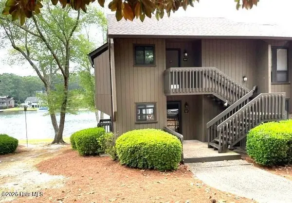 250 Sugar Gum Lane #107, Pinehurst, NC 28374