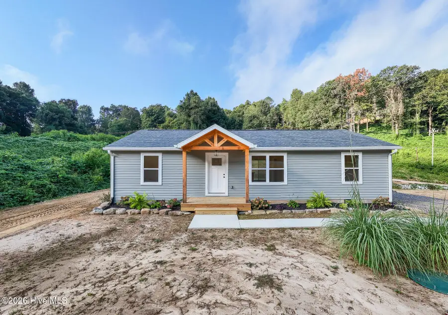 27 Betty Sue Deyton Road, Robbinsville, NC 28771 - #2