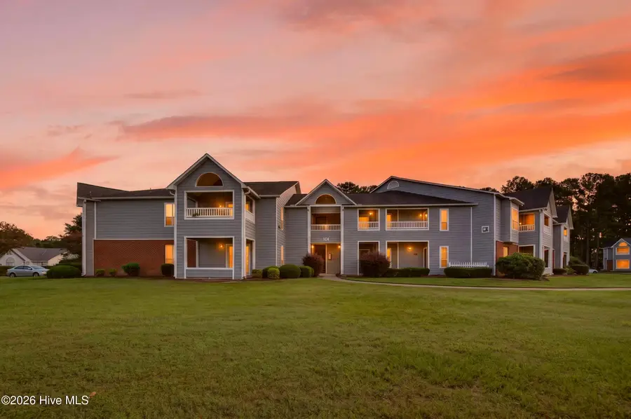 101 Breezewood Drive #H, Greenville, NC 27858 - #2