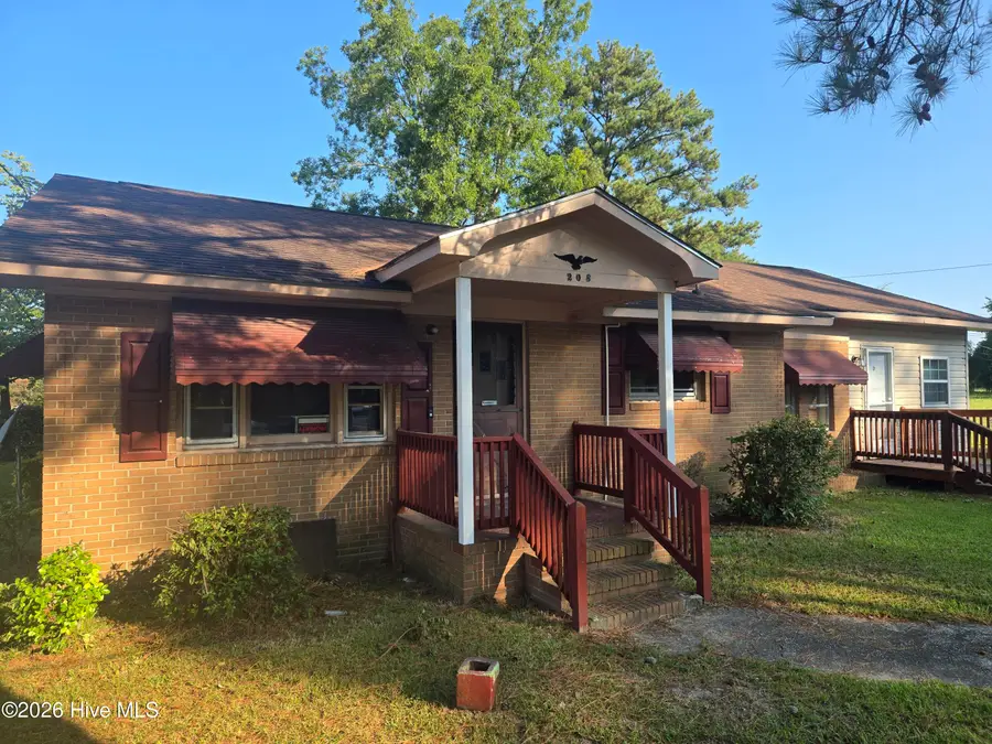 208 Center Street, Williamston, NC 27892 - #3