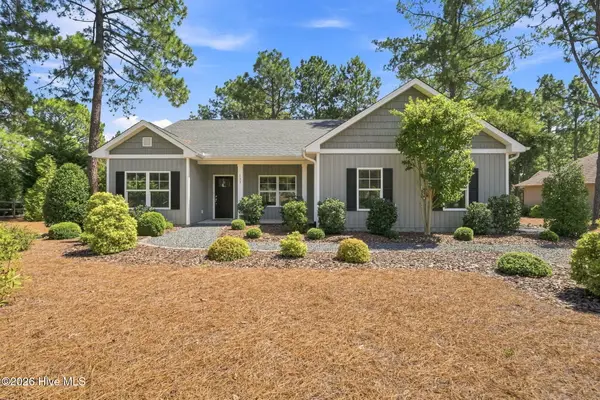 129 Devonshire Avenue W, West End, NC 27376