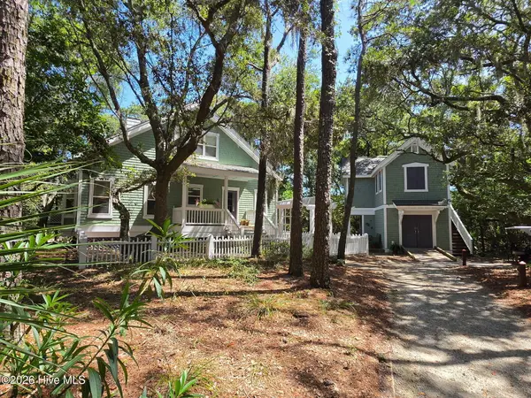 14 Gunnery Court, Bald Head Island, NC 28461