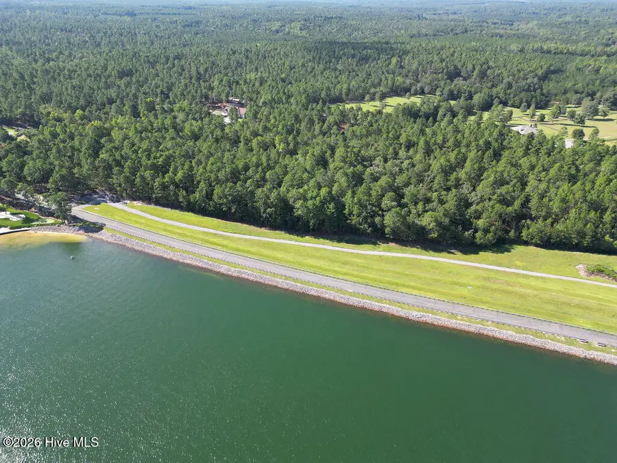 324 Longleaf Drive, West End, NC 27376 - #3