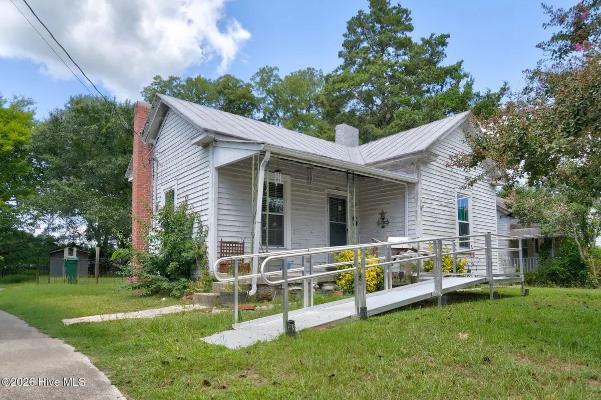 302 W 1st Street, Tarboro, NC 27886 - #1