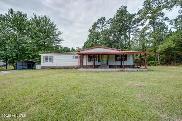 102 Gloria Court, Vanceboro, NC 28586