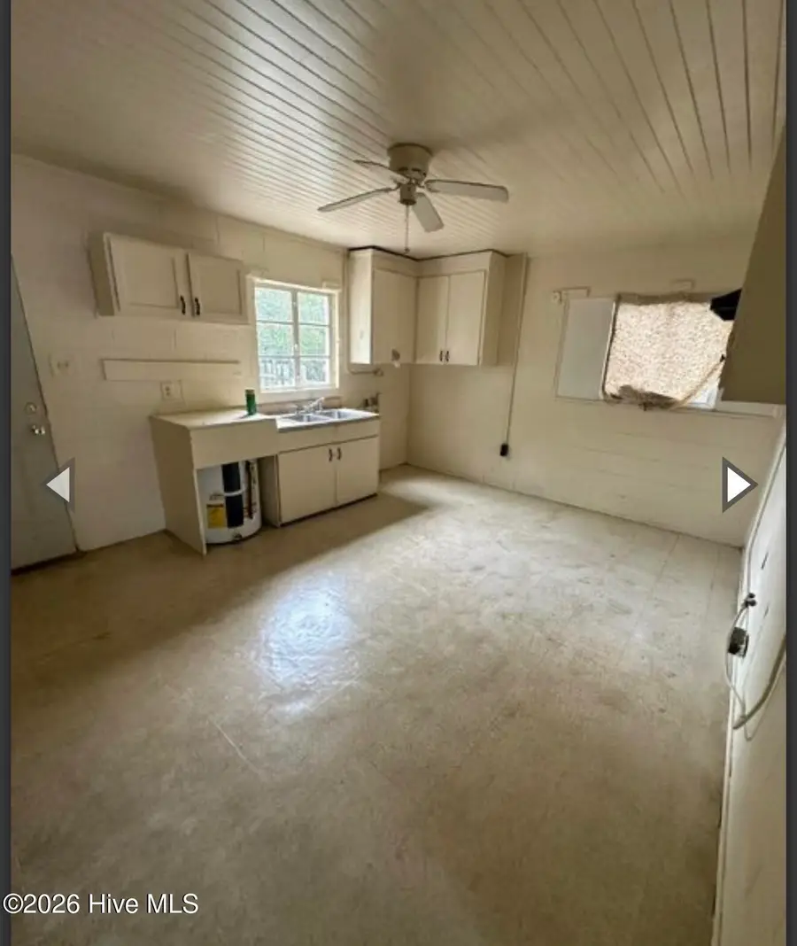 704 E Washington Avenue, Kinston, NC 28501 - #3