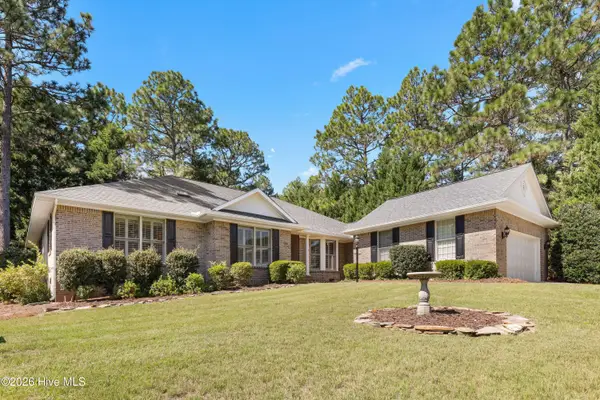 103 Steeplechase Way, Southern Pines, NC 28387