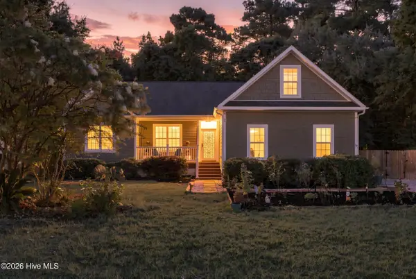 306 Kemper Road, Hampstead, NC 28443