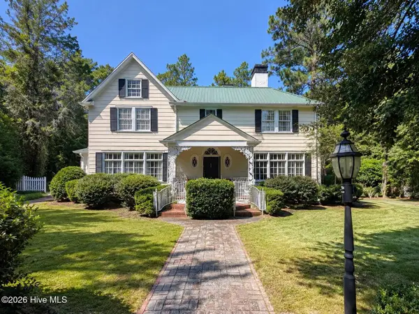 15 Mccaskill Road W, Pinehurst, NC 28374