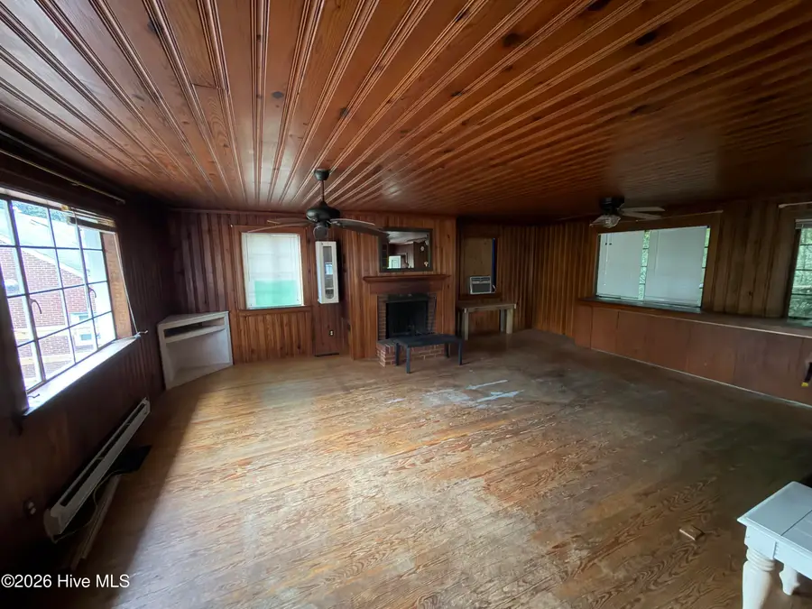 309 W Academy Street, Williamston, NC 27892 - #2
