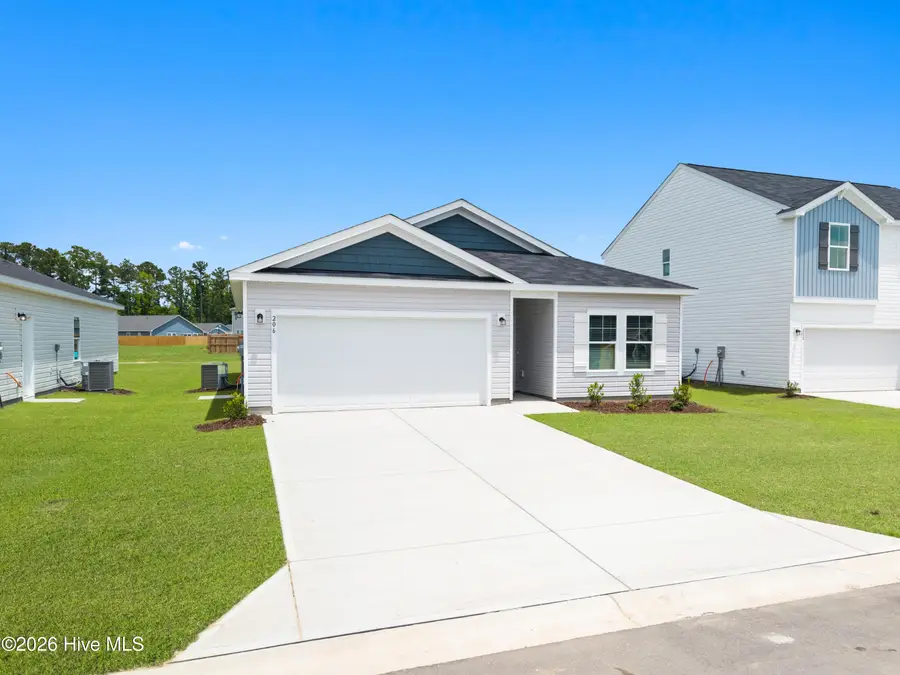 137 N Squires Run Lane, Richlands, NC 28574 - #3