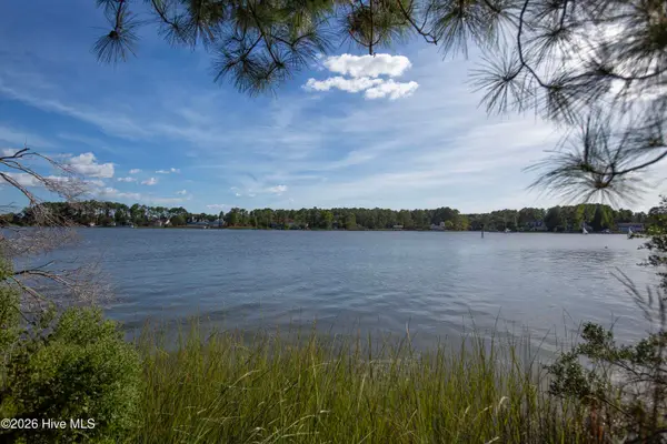 8044 Treasure Drive, Oriental, NC 28571