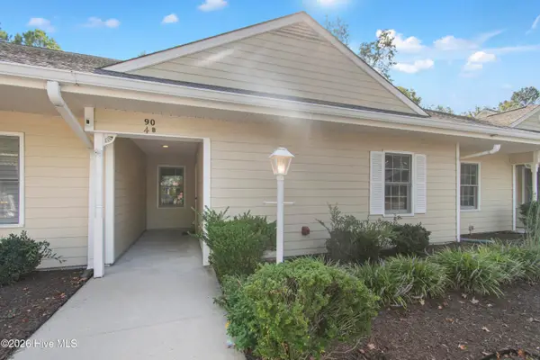 90 Clubhouse Road #Apt 4b, Sunset Beach, NC 28468