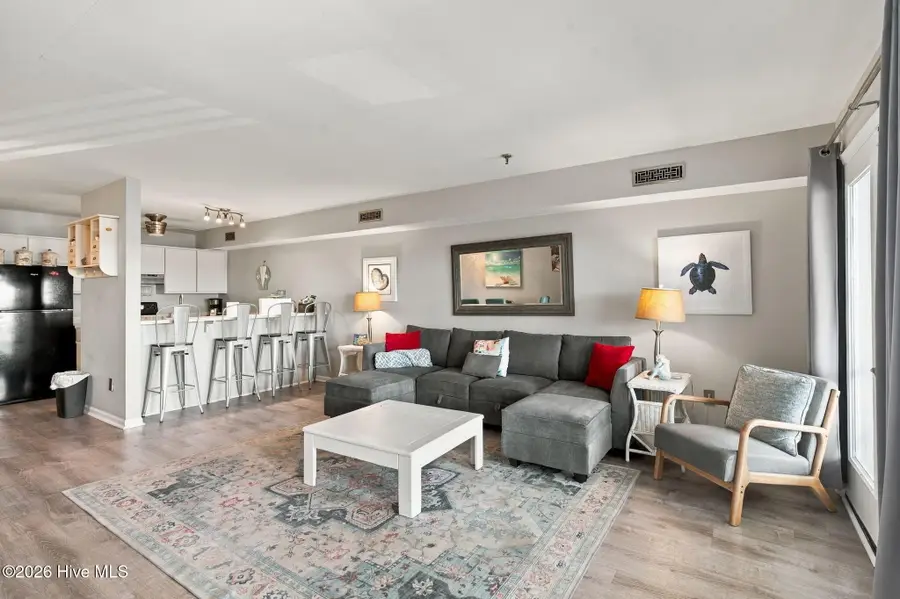 111 Florida Avenue #Apt 3, Carolina Beach, NC 28428 - #3