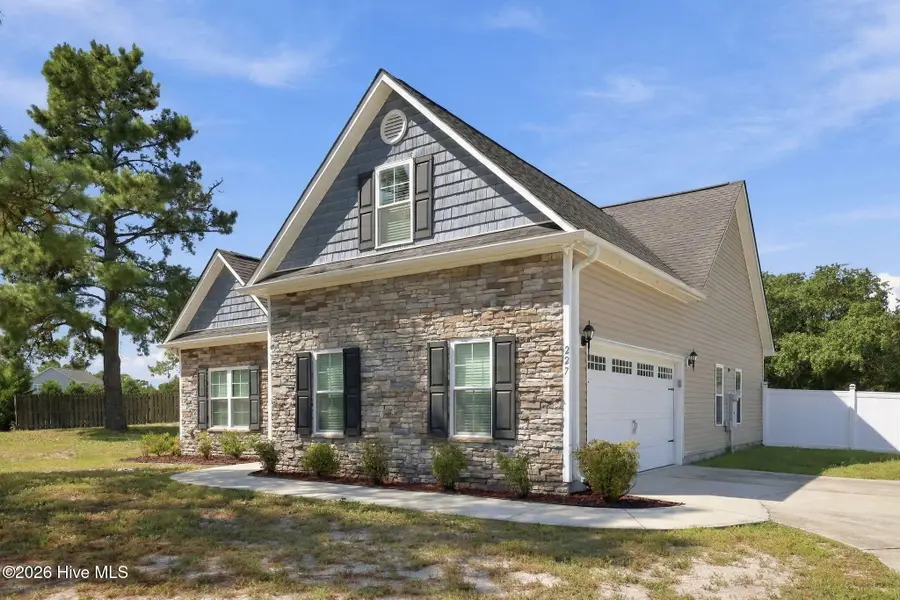 227 Queens Haven Road, Hubert, NC 28539 - #2