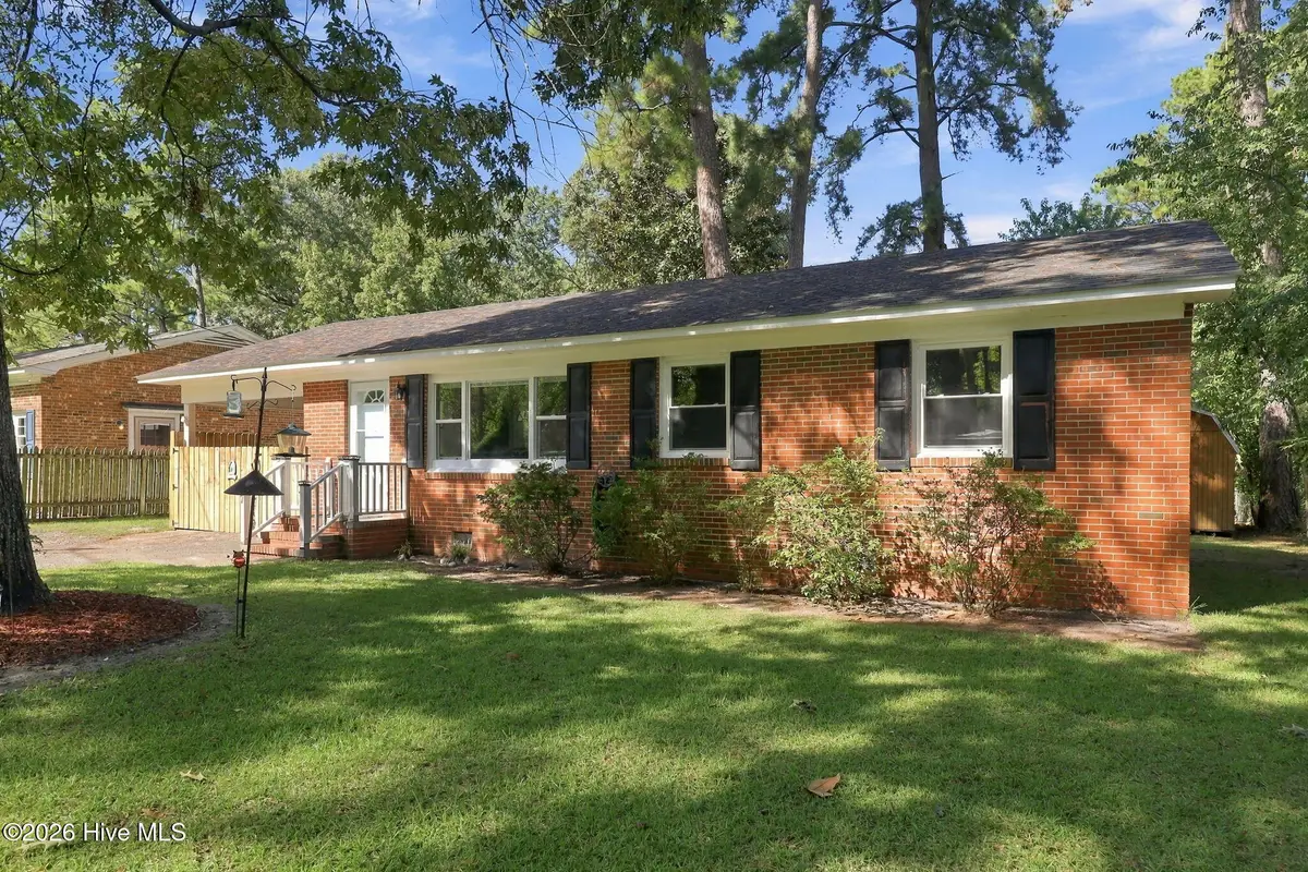 27 Croatan Avenue, Bath, NC 27808 - #1