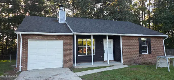 215 Spruce Court, Jacksonville, NC 28546