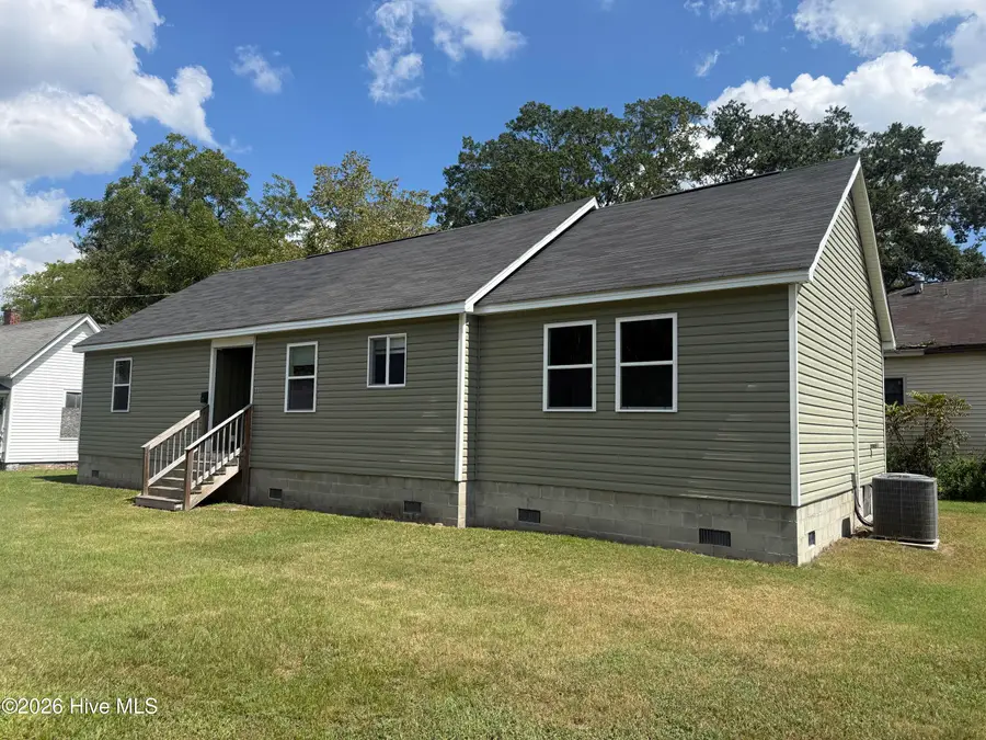 800 E Gordon Street, Kinston, NC 28501 - #3