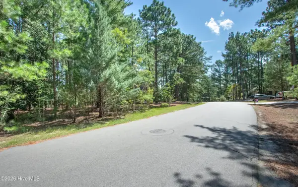 245 Pine Vista Drive, Pinehurst, NC 28374