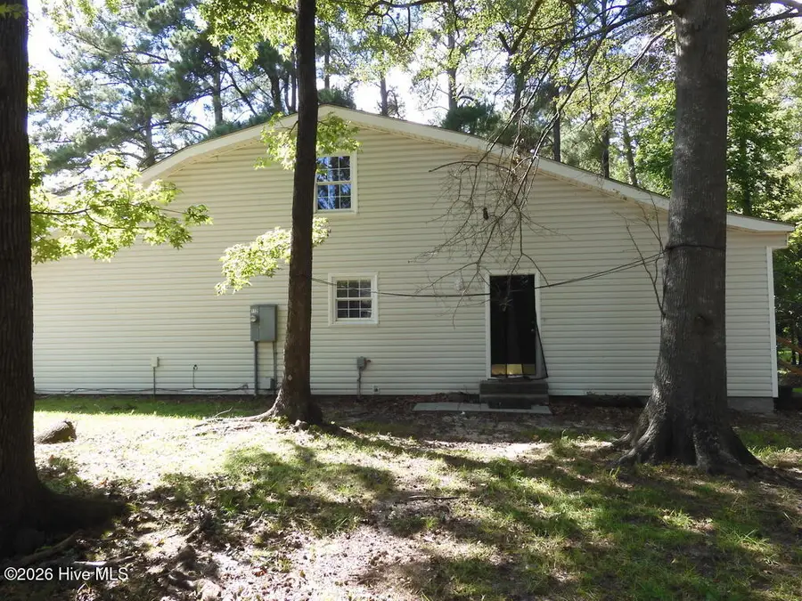 112 Fairlane Road, Greenville, NC 27834 - #3