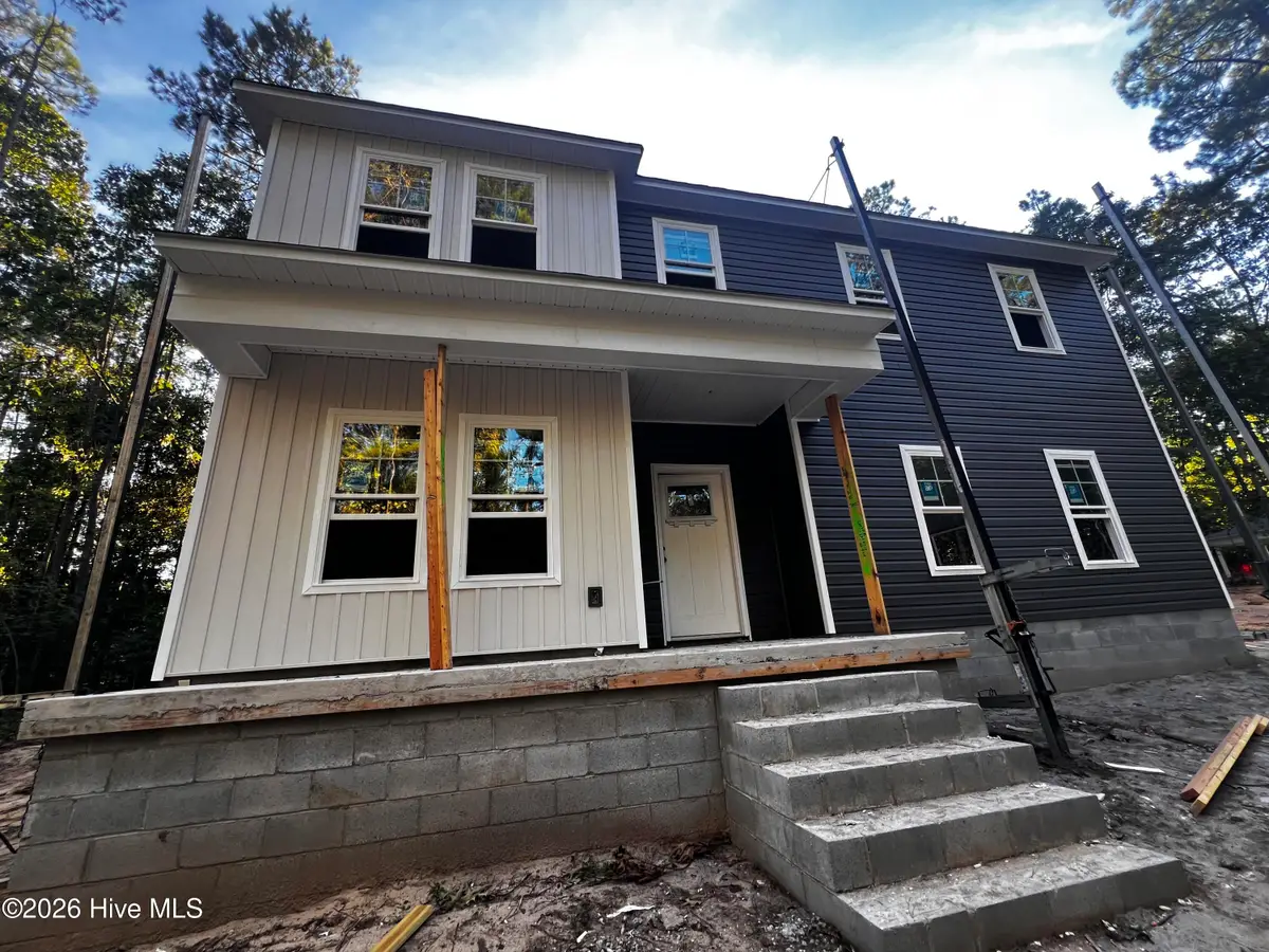 1822 E Indiana Avenue, Southern Pines, NC 28387 - #1