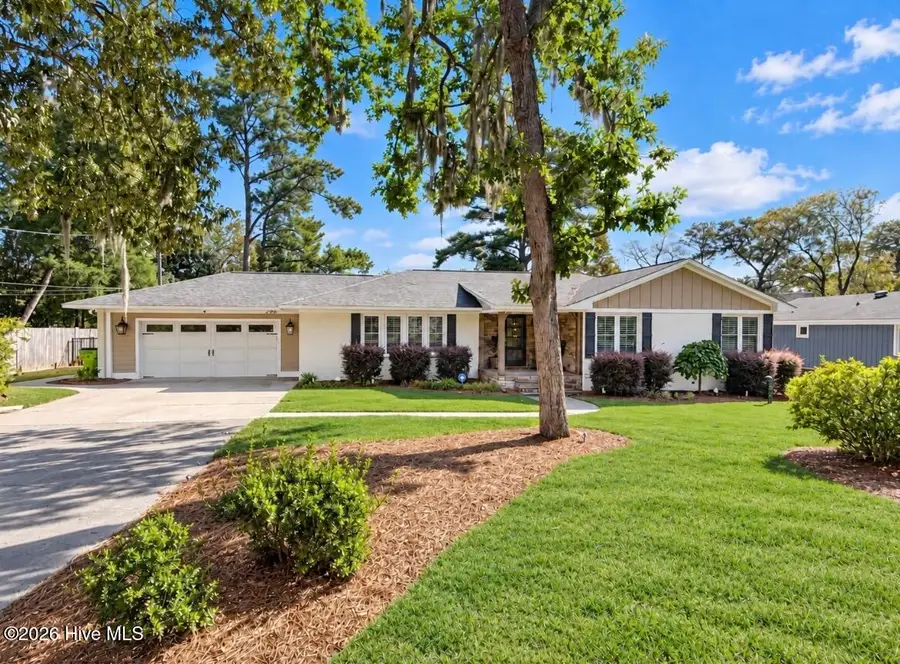 602 W Wilson Creek Drive, Trent Woods, NC 28562 - #2
