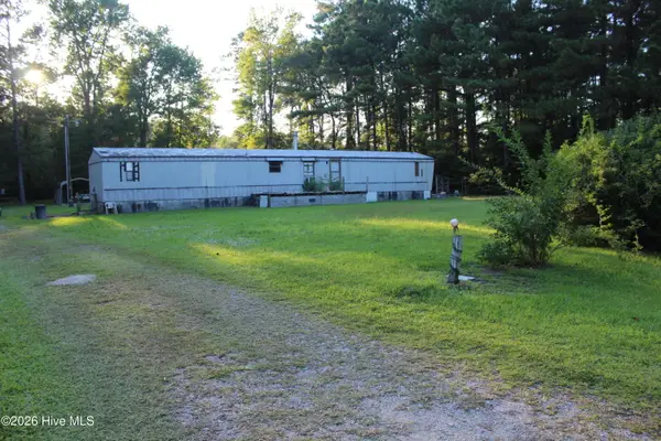 275 Pine Cliff Road, Havelock, NC 28532