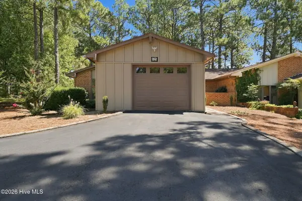 625 Redwood Drive, Southern Pines, NC 28387