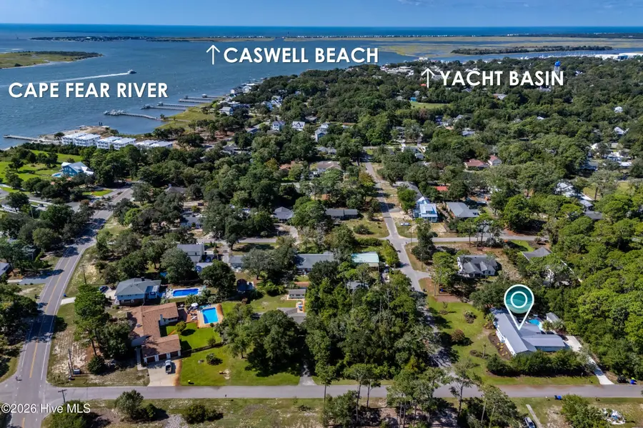 807 E Nash Street, Southport, NC 28461 - #3