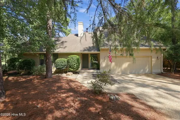 25 Lake Hills Road, Pinehurst, NC 28374