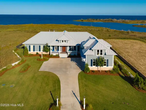 76 Soundside Drive, Oriental, NC 28571