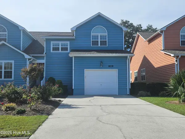 829 Sloop Pointe Lane, Kure Beach, NC 28449