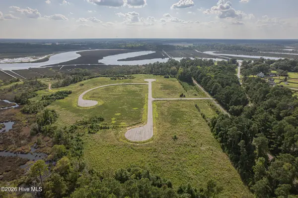 104 Southern Marsh Way, Stella, NC 28582
