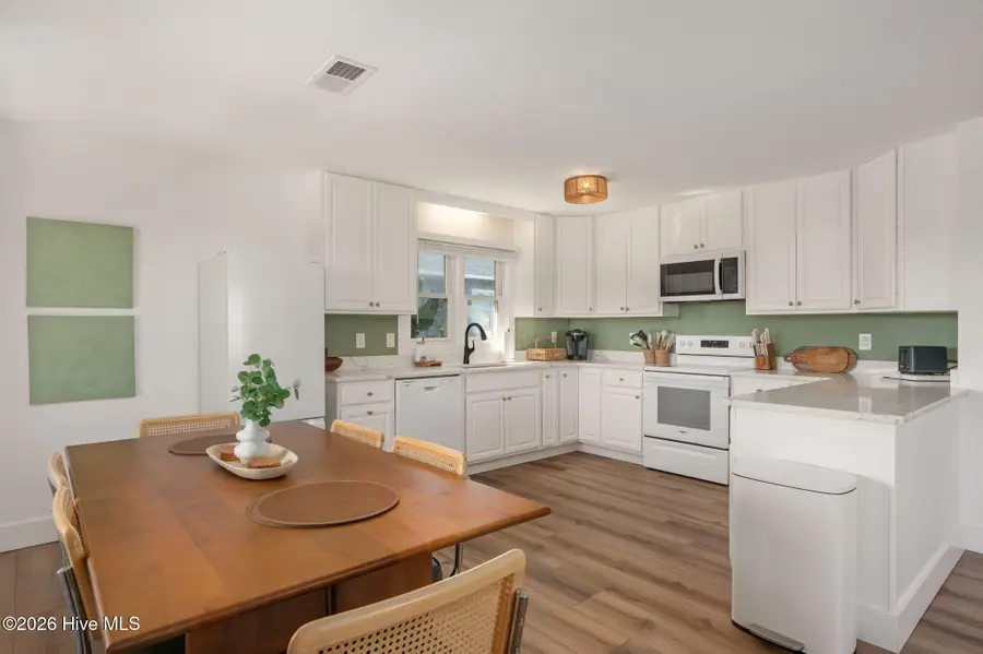 2306 Raymond Avenue, Kill Devil Hills, NC 27948 - #2