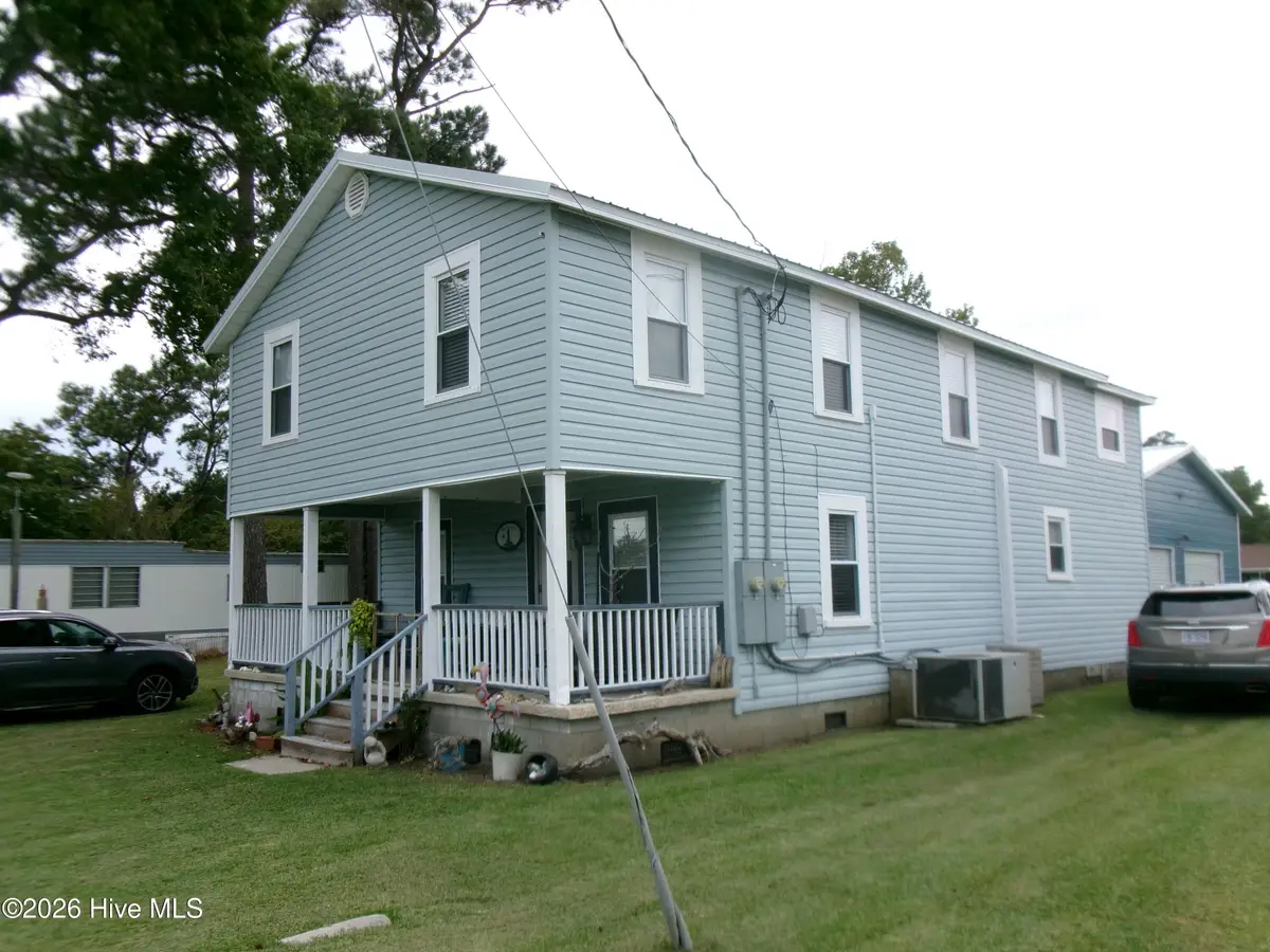 104 Salem Street, Morehead City, NC 28557 - #1