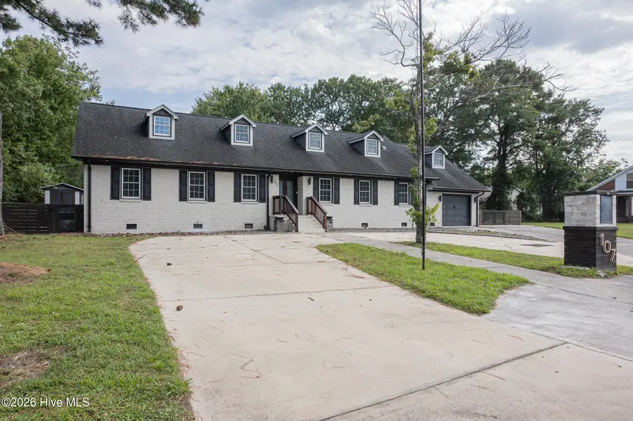 107 Boatswain Drive, New Bern, NC 28562 - #2