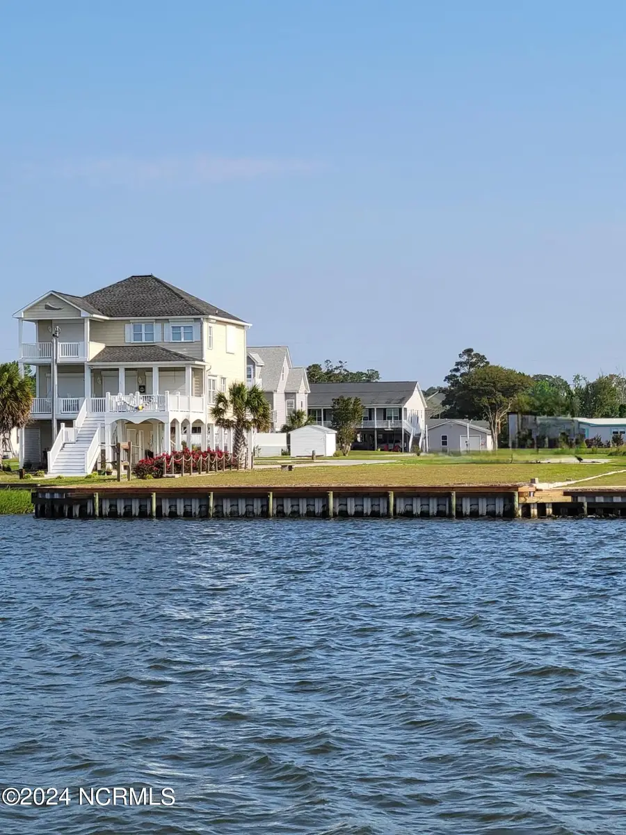 147 Salty Shores Point Drive, Newport, NC 28570 - #2