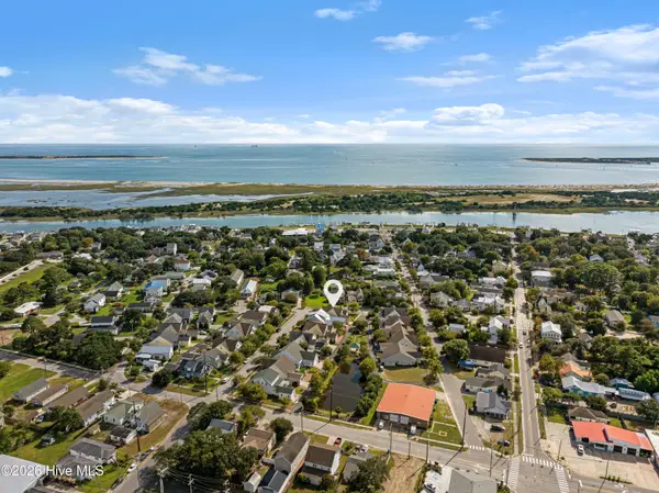 301 Hedrick Street, Beaufort, NC 28516