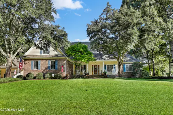 302 Pecan Court, Hampstead, NC 28443