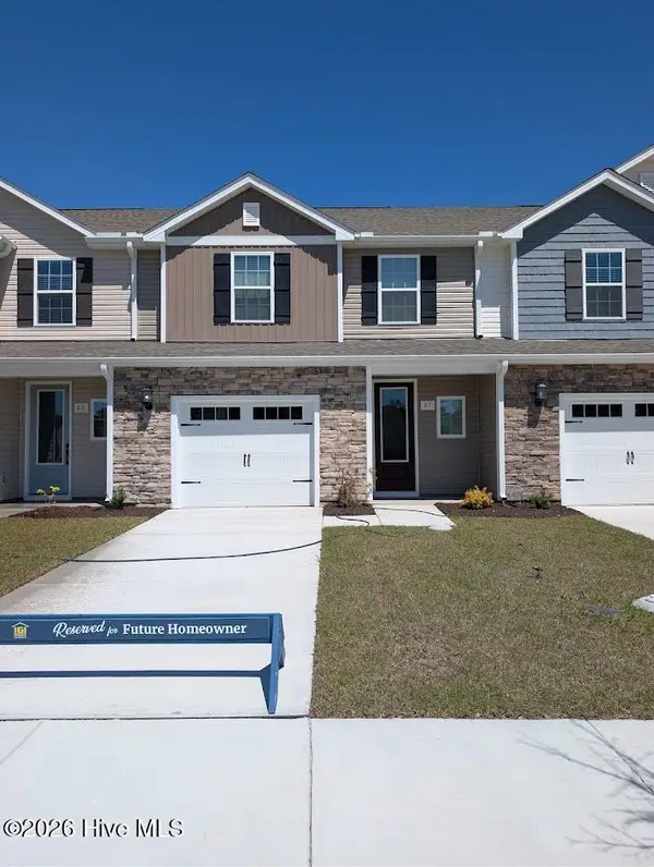 87 Commons View Drive, Hampstead, NC 28443