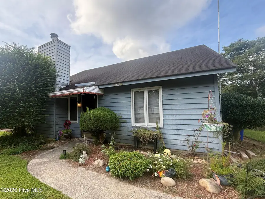 1904 White Hollow Drive, Greenville, NC 27858 - #2