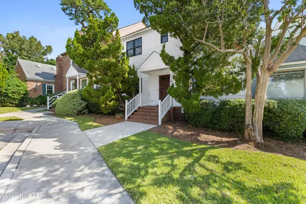 4 Saint Marys Place, Wilmington, NC 28403
