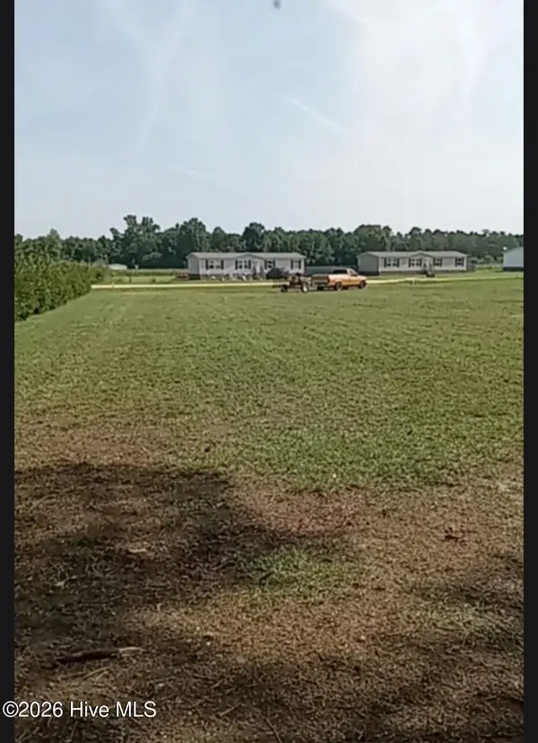 2443 Sandcastle Drive, Kinston, NC 28504