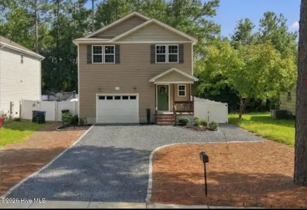 855 S Henley Street, Southern Pines, NC 28387
