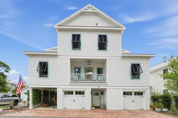 317 W Brunswick Street, Southport, NC 28461